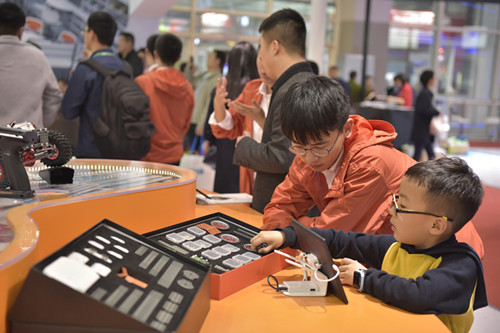 八爪魚教育樂于分享