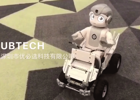 悟空機器人喜提愛車